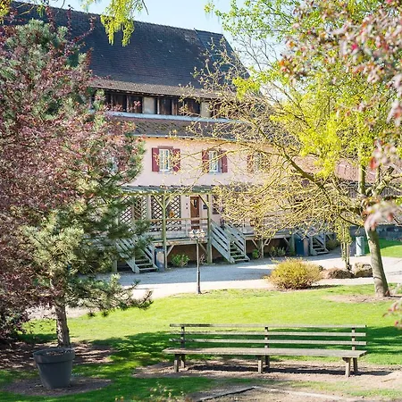 Au Pre Des Poulains * Ostheim